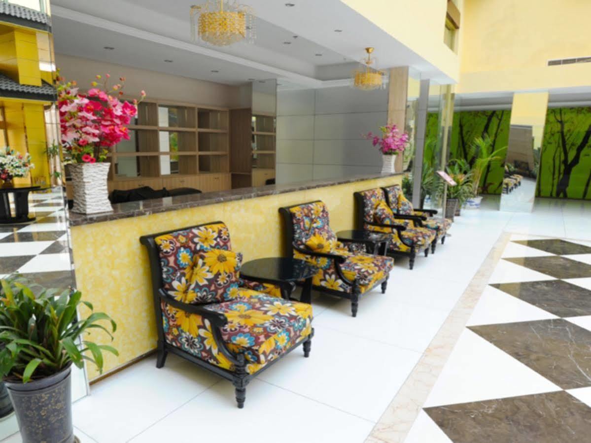 Suzhou City Express Hotel Екстер'єр фото